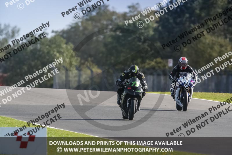 donington no limits trackday;donington park photographs;donington trackday photographs;no limits trackdays;peter wileman photography;trackday digital images;trackday photos